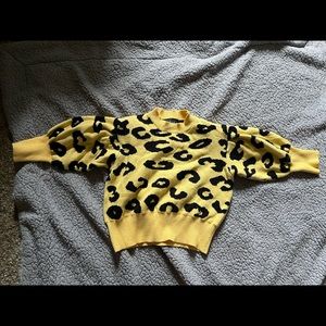 leopard print short top